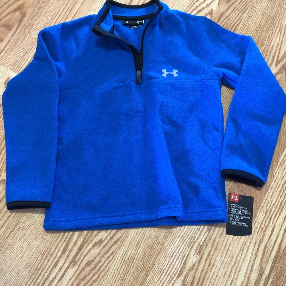 Underarmour- fleece pullover-size 6